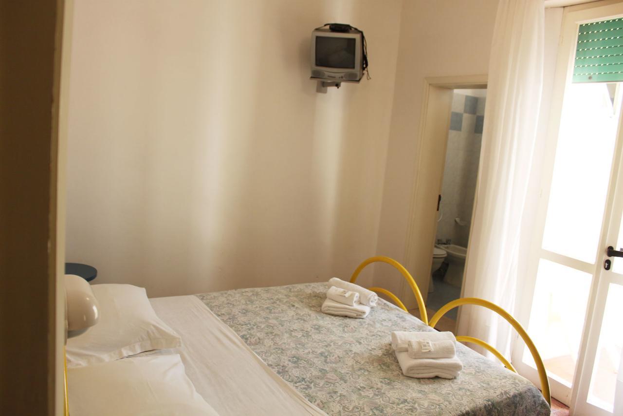 Hotel Elde Riccione Exterior photo